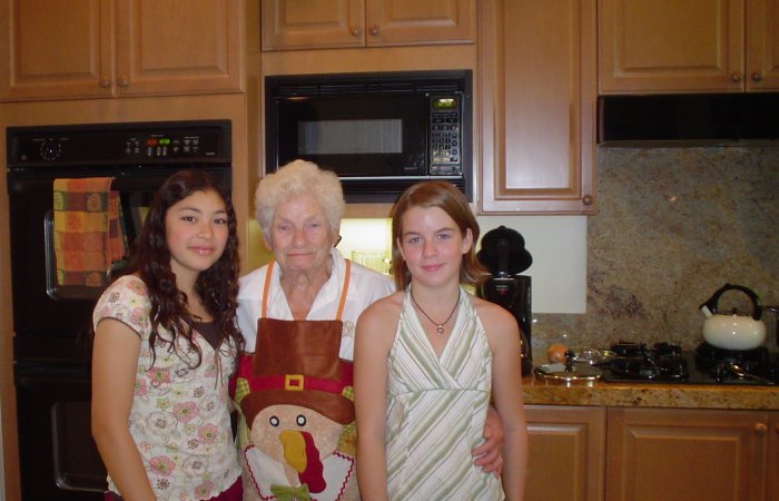 Oma cooking Thanksgiving with Izalia and Cricket