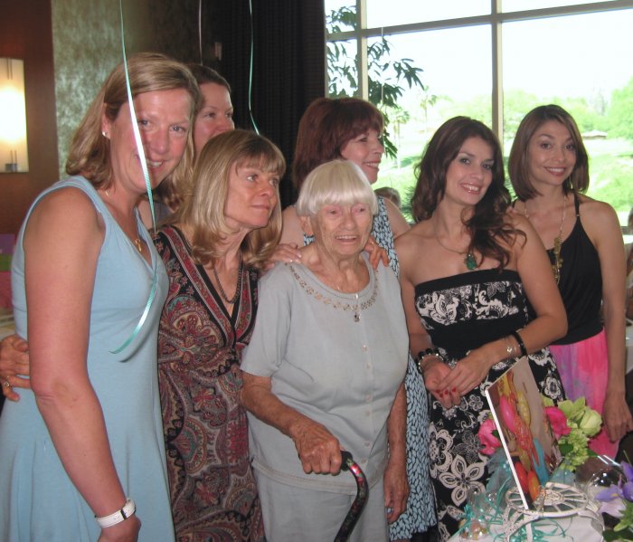 Trudy with generations of women in the family at her 85th birthday